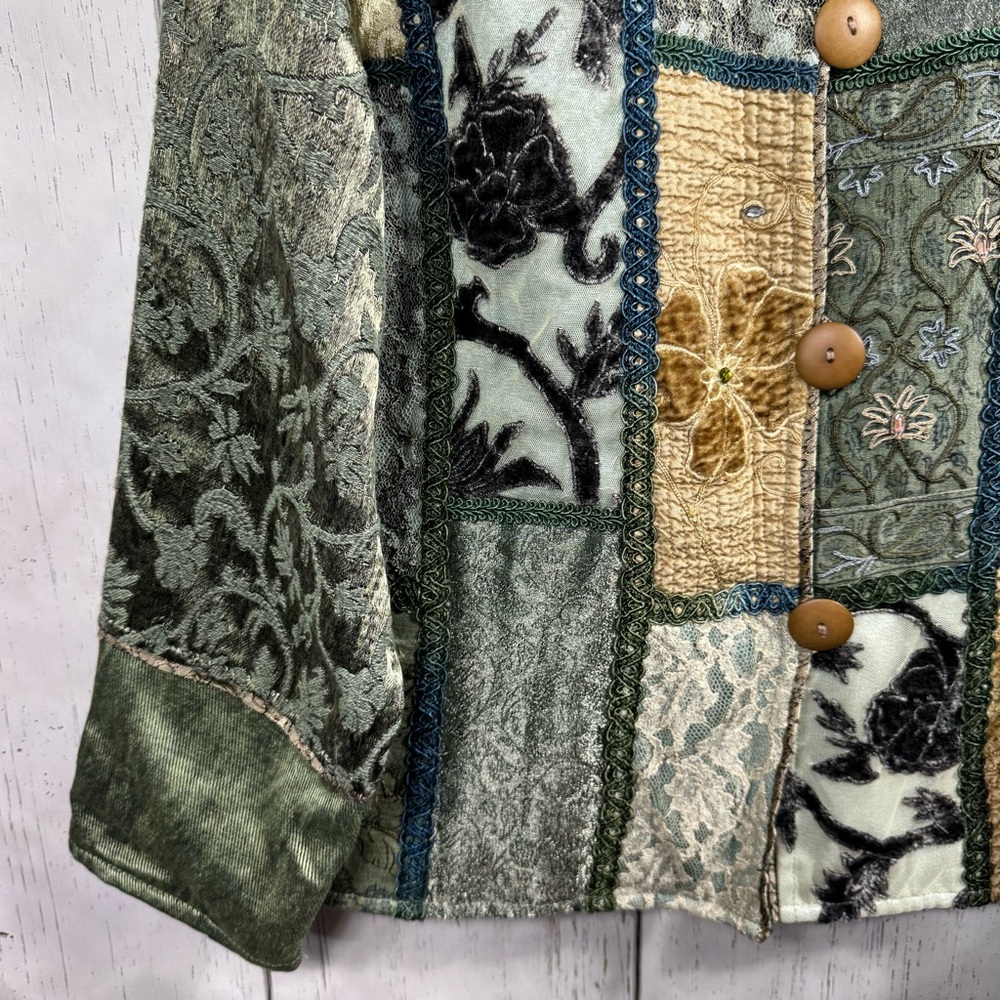 Vintage Retro Patchwork Tapestry Jacket Cottageco… - image 7